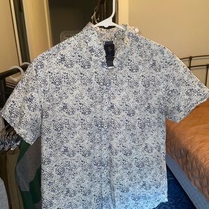 Denim & Flower Short Sleeve Button Up - Medium Slim Fit